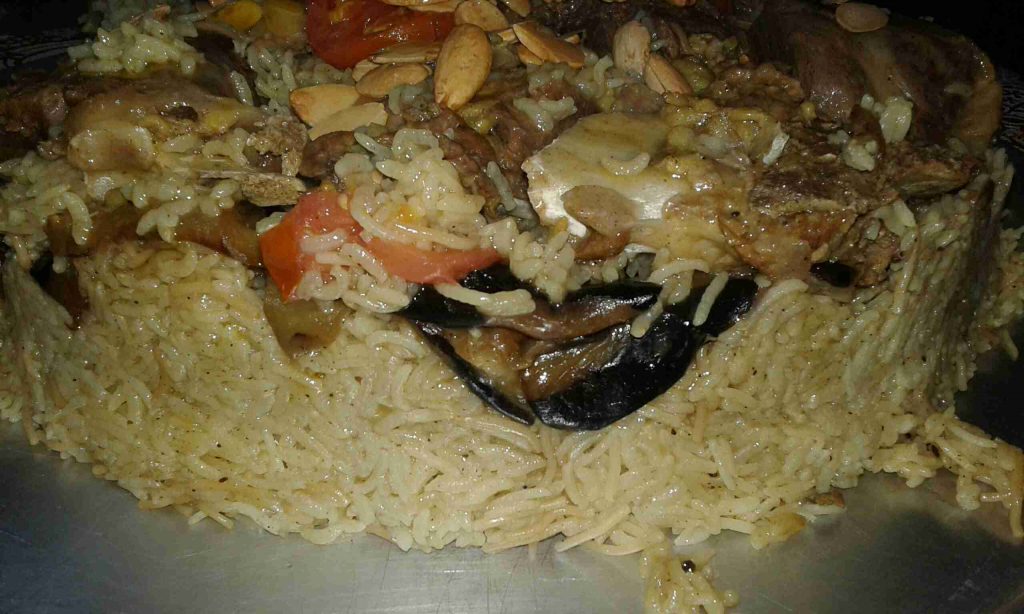 مقلوبة اللحمه بالباذنجان