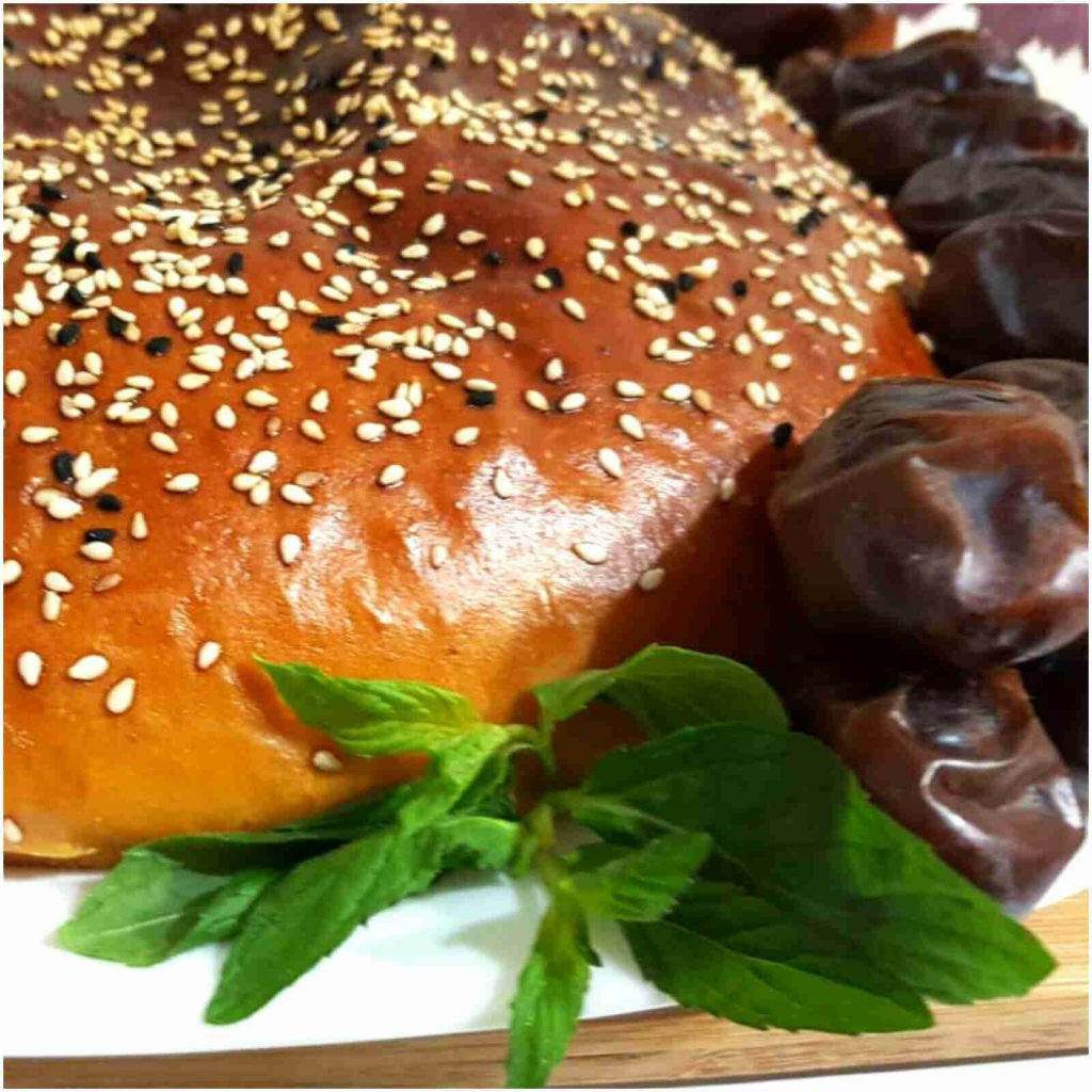 خبز رمضان السوري خرااااافي بشكل لا يوصف من "سلسلة وصفات حول العالم" ♡8♡ ملكة رمضان