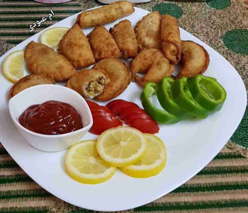 مساؤؤ خير حبايب.(البورك بعجينه رووعه و حشوات مختلفه و طعم تحفه 