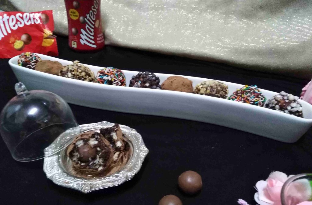 كرات الليزي كيك محشية ملكة رمضان 