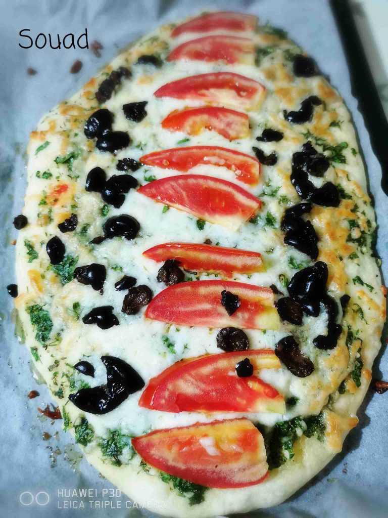 خبز الطماطم والثوم ملكة الفطور من الشيف souad hosna 