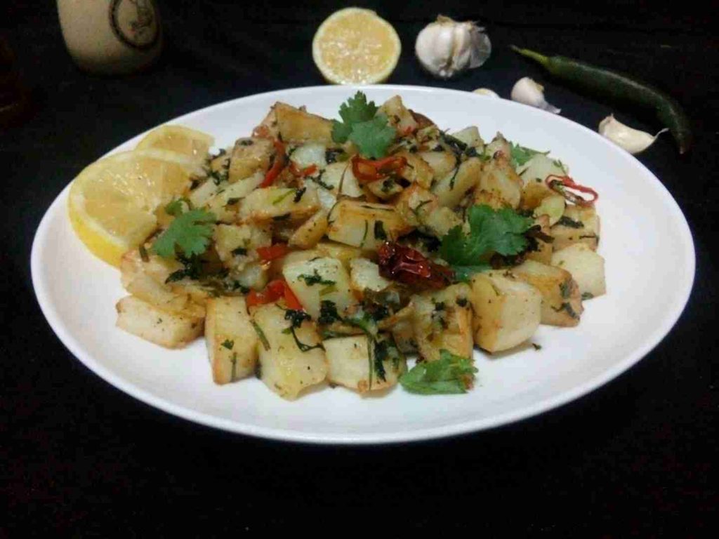 بطاطا حارة بالثوم والكزبرة ملكة التوفير